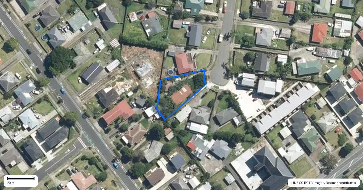 Property context map for 16 Tranent Road, Mangere, Auckland