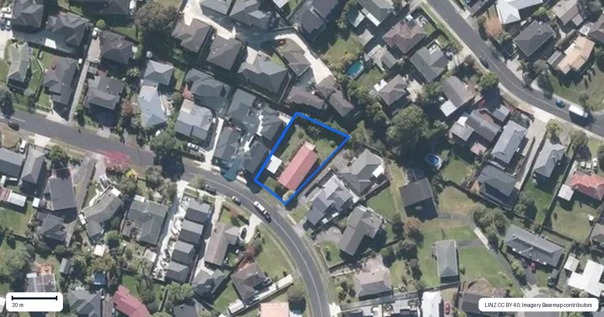 Property context map for 14 Borrowdace Avenue, Botany Downs, Auckland