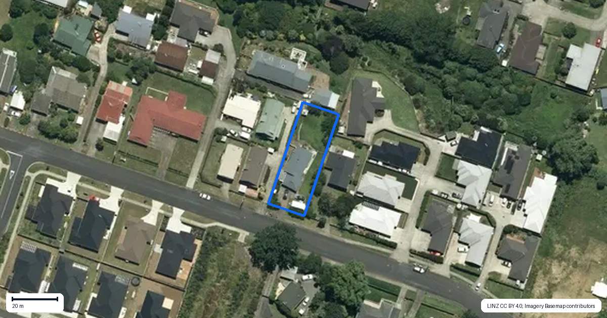Property context map for 30 Elizabeth Street, Tuakau