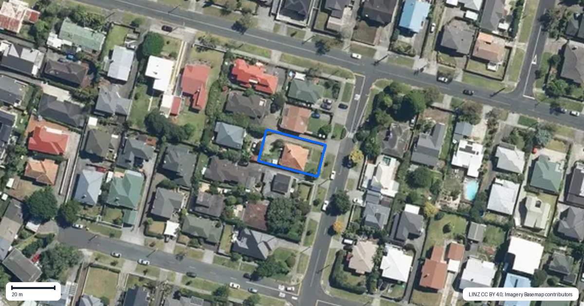 Property context map for 5 Mons Avenue, Mount Roskill, Auckland