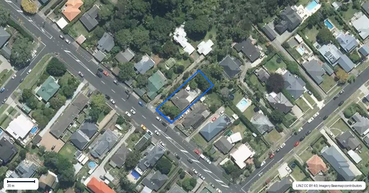 Property context map for 133 Hinemoa Street, Birkenhead, Auckland