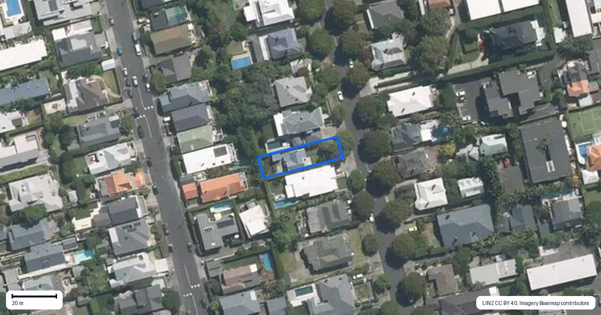 Property context map for 18 Sentinel Road, Herne Bay, Auckland