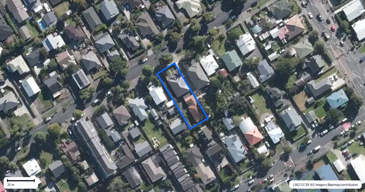 Property context map for 16A Alberta Street, Point Chevalier, Auckland