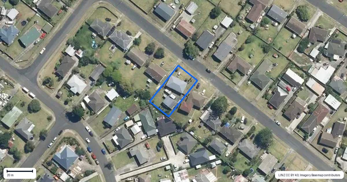 Property context map for 102 Chingford Close, Mangere, Auckland