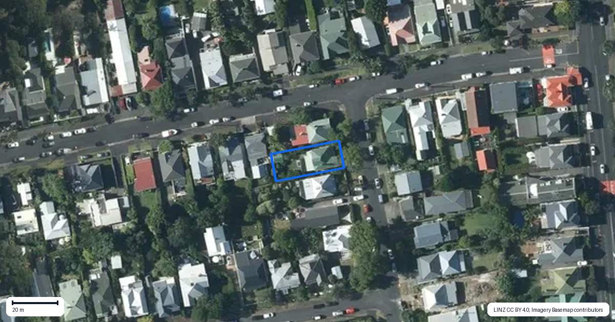 Property context map for 17 High Street, Devonport, Auckland