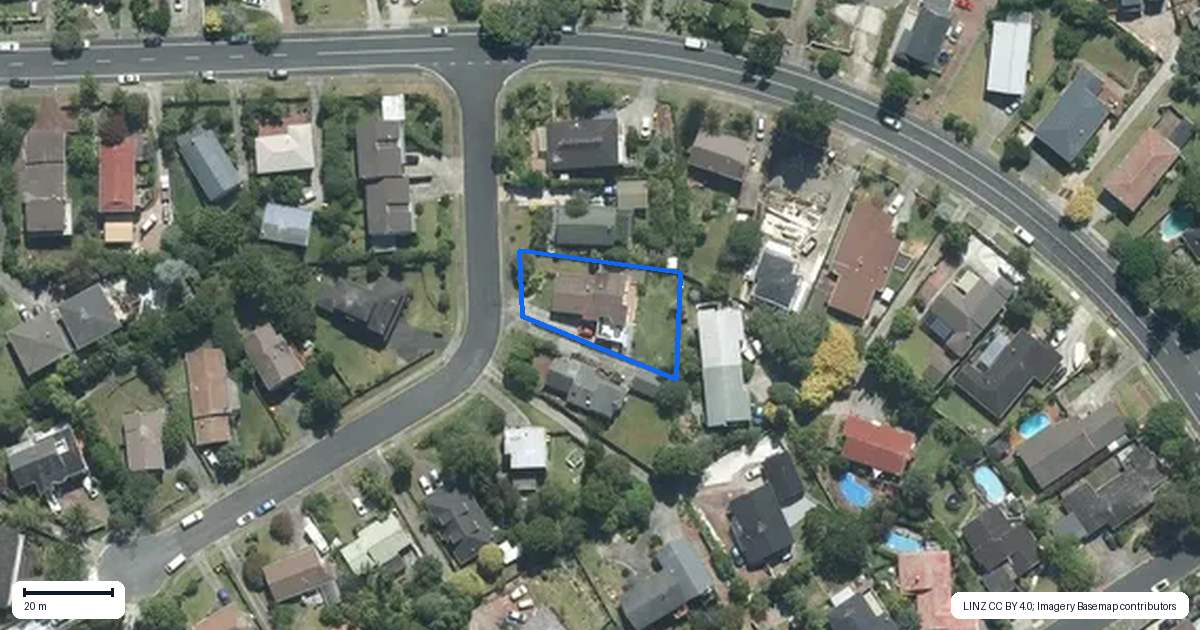Property context map for 6 Elmira Place, Browns Bay, Auckland