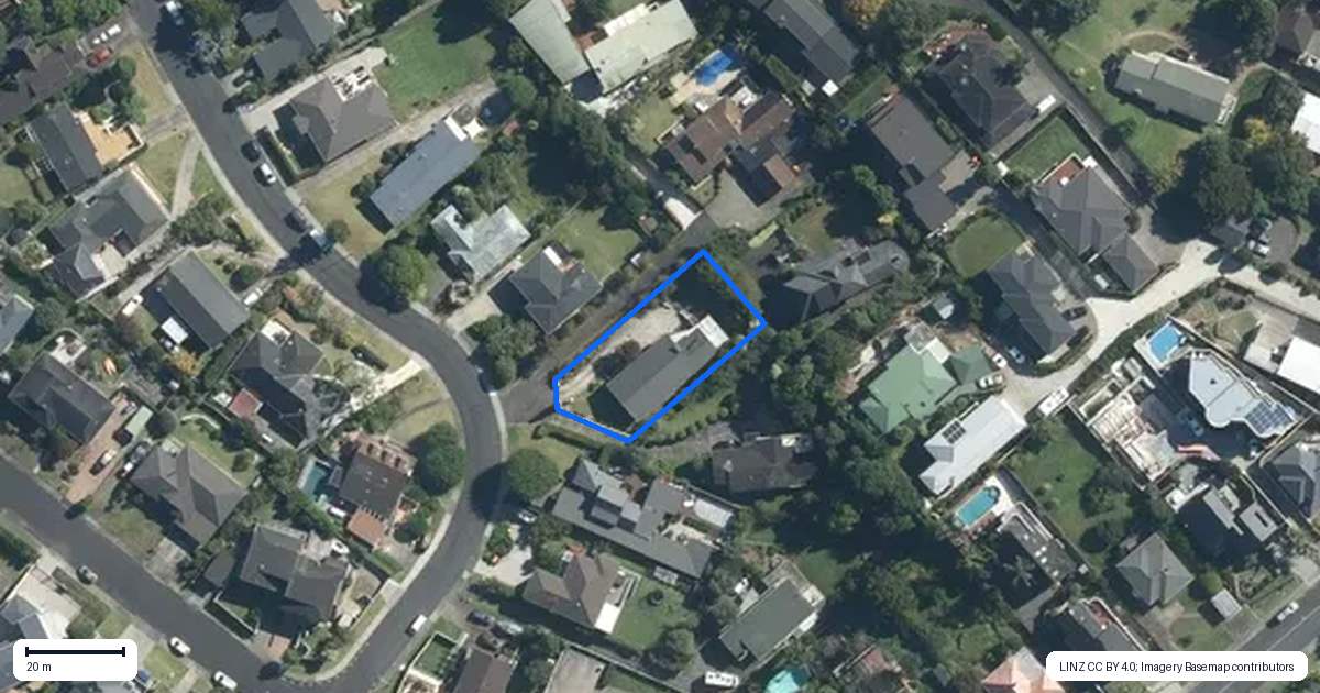 Property context map for 11 McMillan Place, Mellons Bay, Auckland