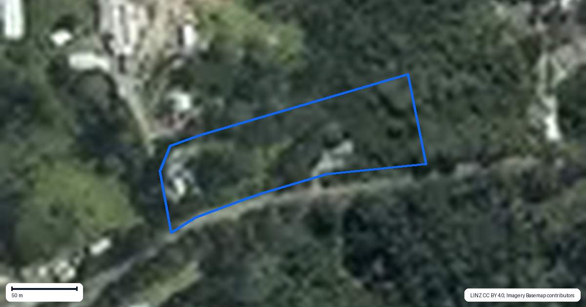 Property context map for 115 McEntee Road, Waitakere, Auckland