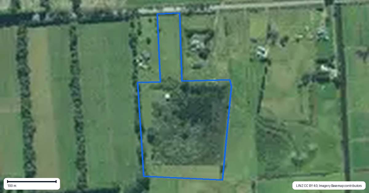 Property context map for 225 Spains Road, Awanui