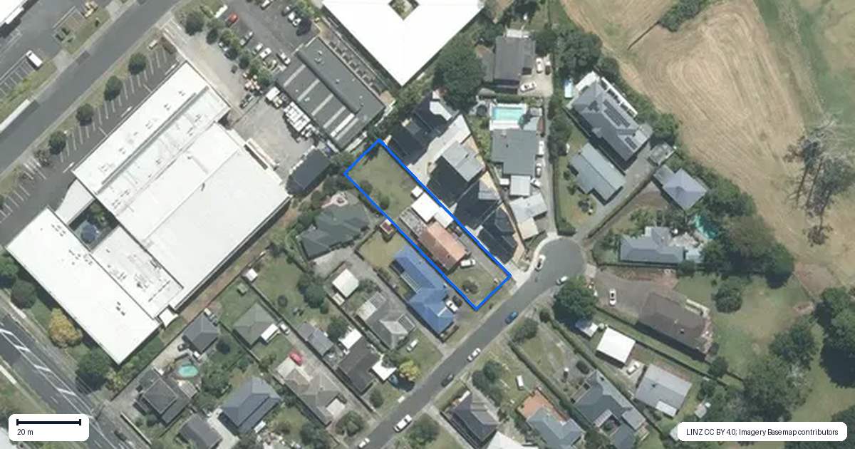 Property context map for 12 Benders Avenue, Hillcrest, Auckland