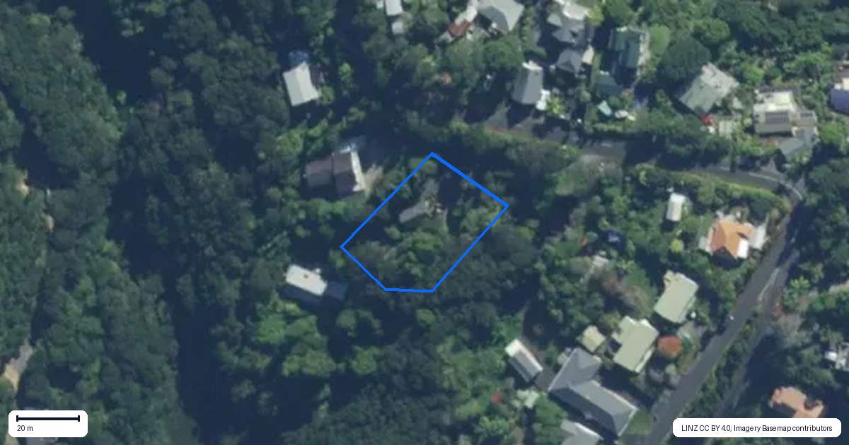 Property context map for 21 Scoresby Street, Opua