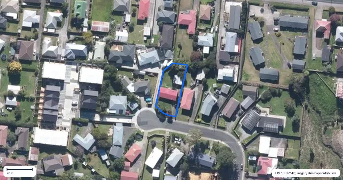 Property context map for 36 Normandy Place, Henderson, Auckland