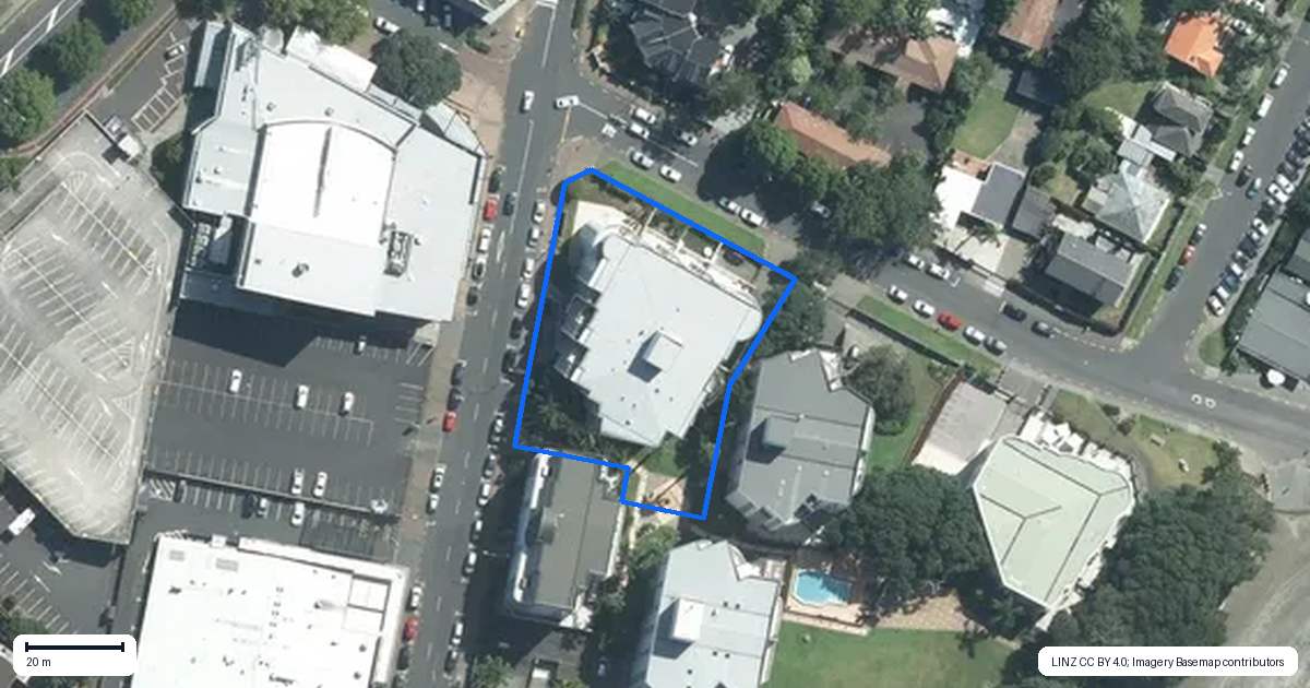 Property context map for 4B/175 Hurstmere Road, Takapuna, Auckland