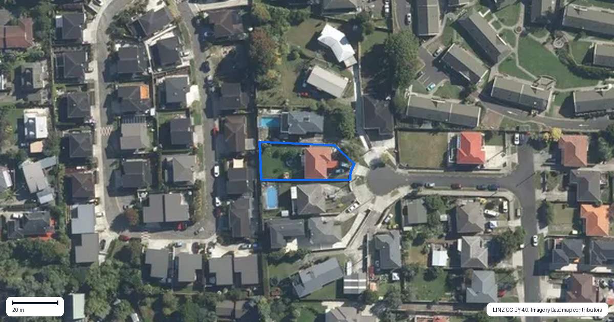 Property context map for 11 Jenner Place, Avondale, Auckland