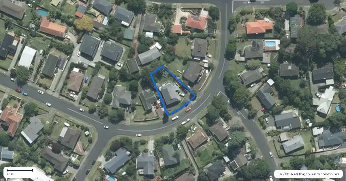 Property context map for 106 Weatherly Road, Torbay, Auckland