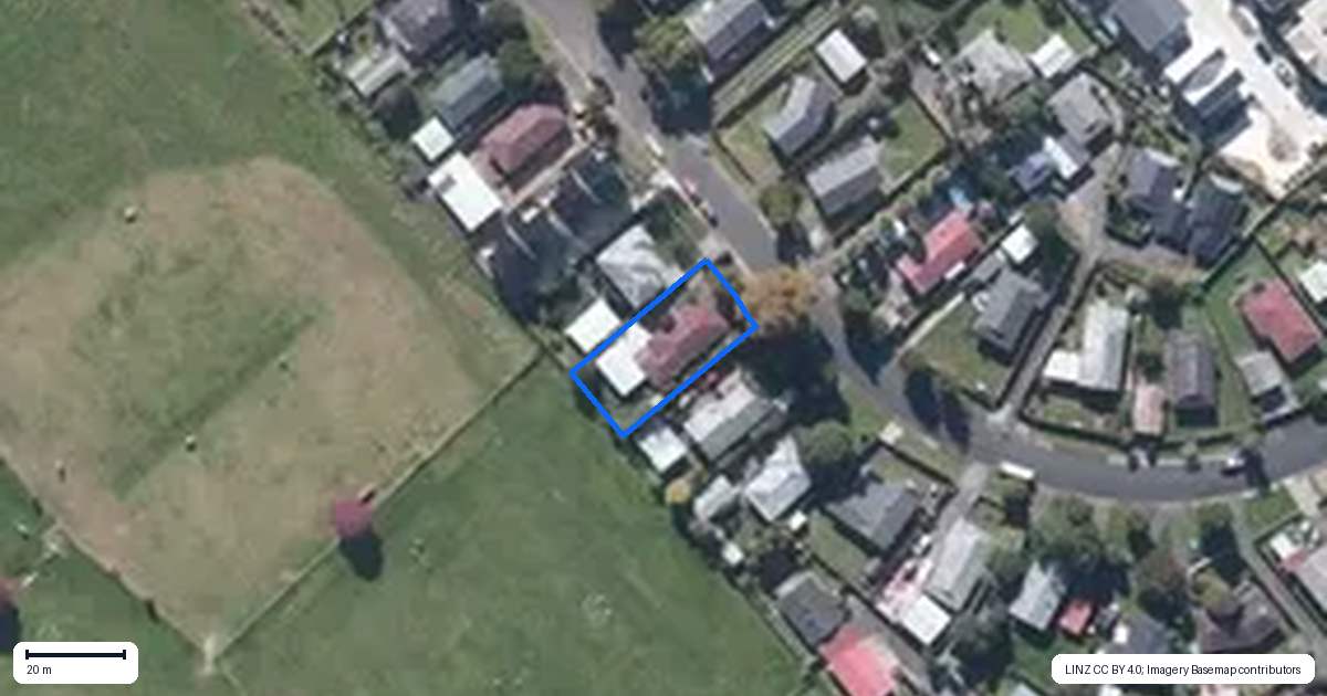 Property context map for 41 Tabitha Crescent, Henderson, Auckland