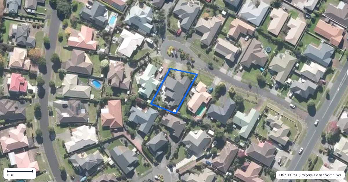 Property context map for 12 Amadeus Place, Northpark, Auckland
