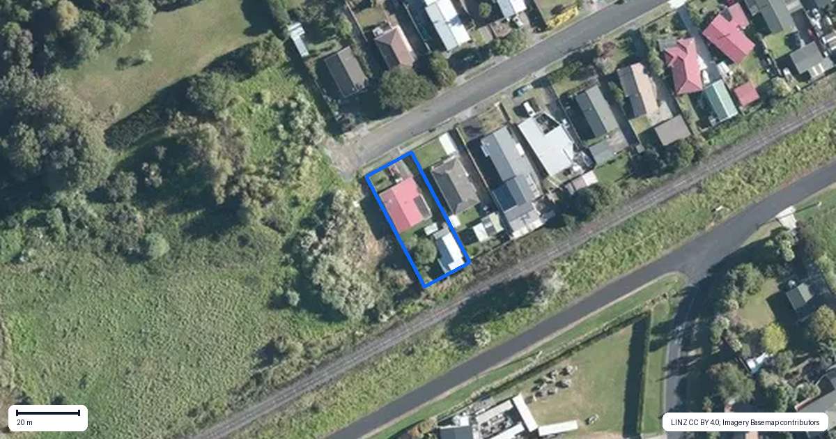 Property context map for 23 Fernleigh Avenue, Waiuku
