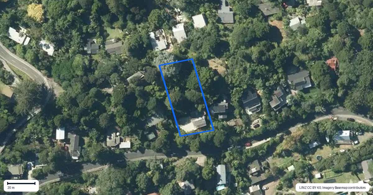 Property context map for 74 Warner Park Avenue, Laingholm, Auckland