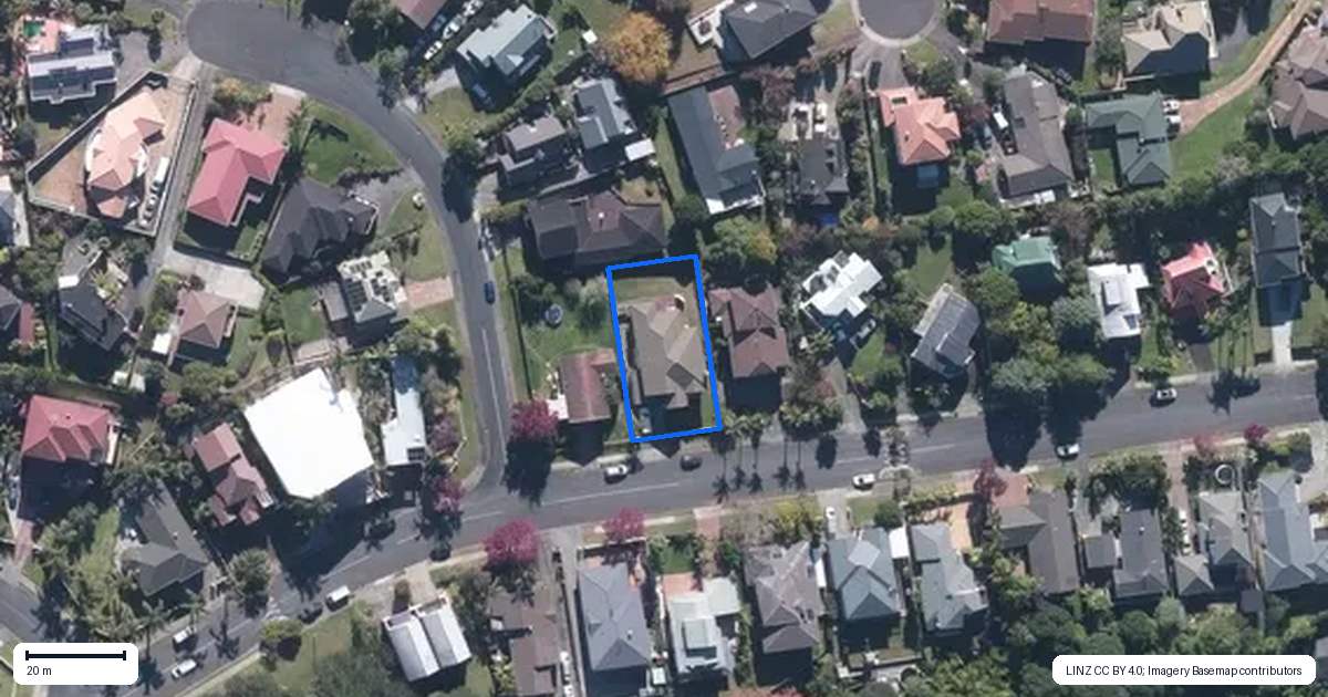 Property context map for 31 Lagoon Way, West Harbour, Auckland