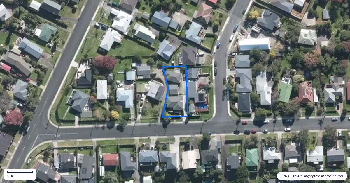 Property context map for 10 Fordham Street, Beach Haven, Auckland