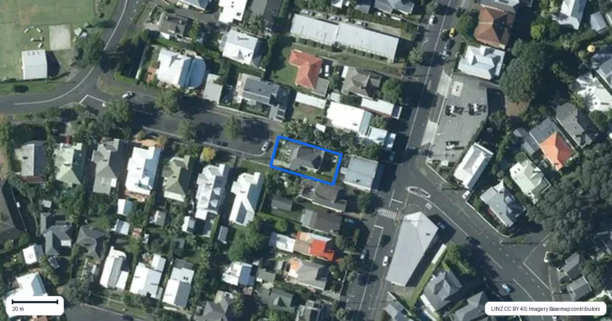 Property context map for 2 Grahame Street, Devonport, Auckland