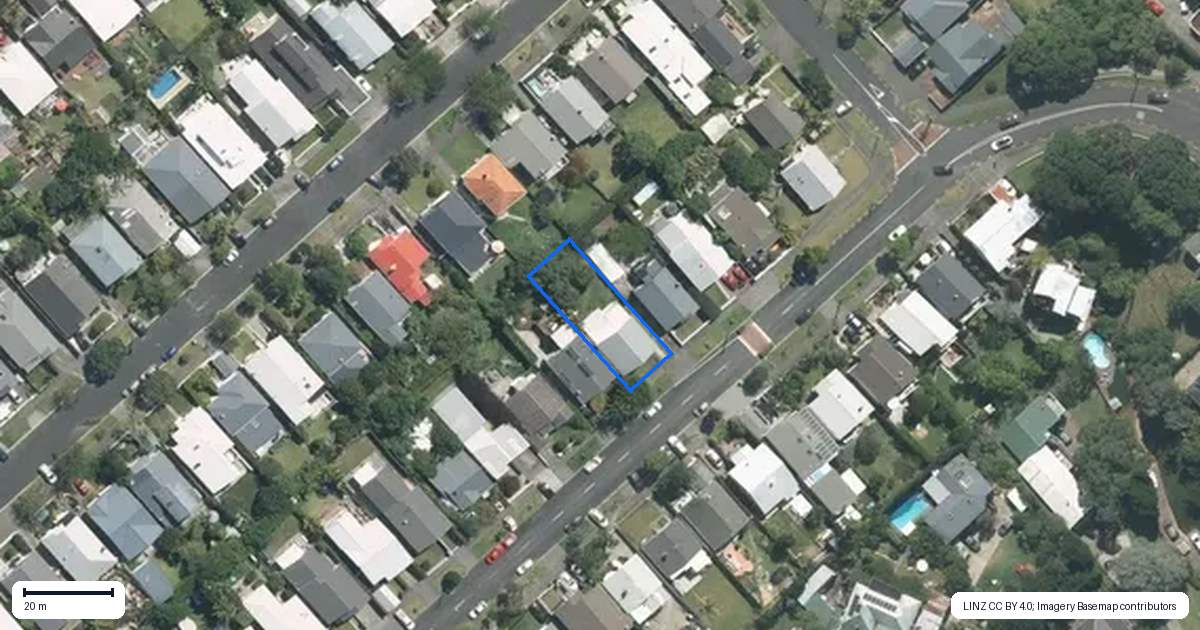 Property context map for 42 Warwick Avenue, Westmere, Auckland