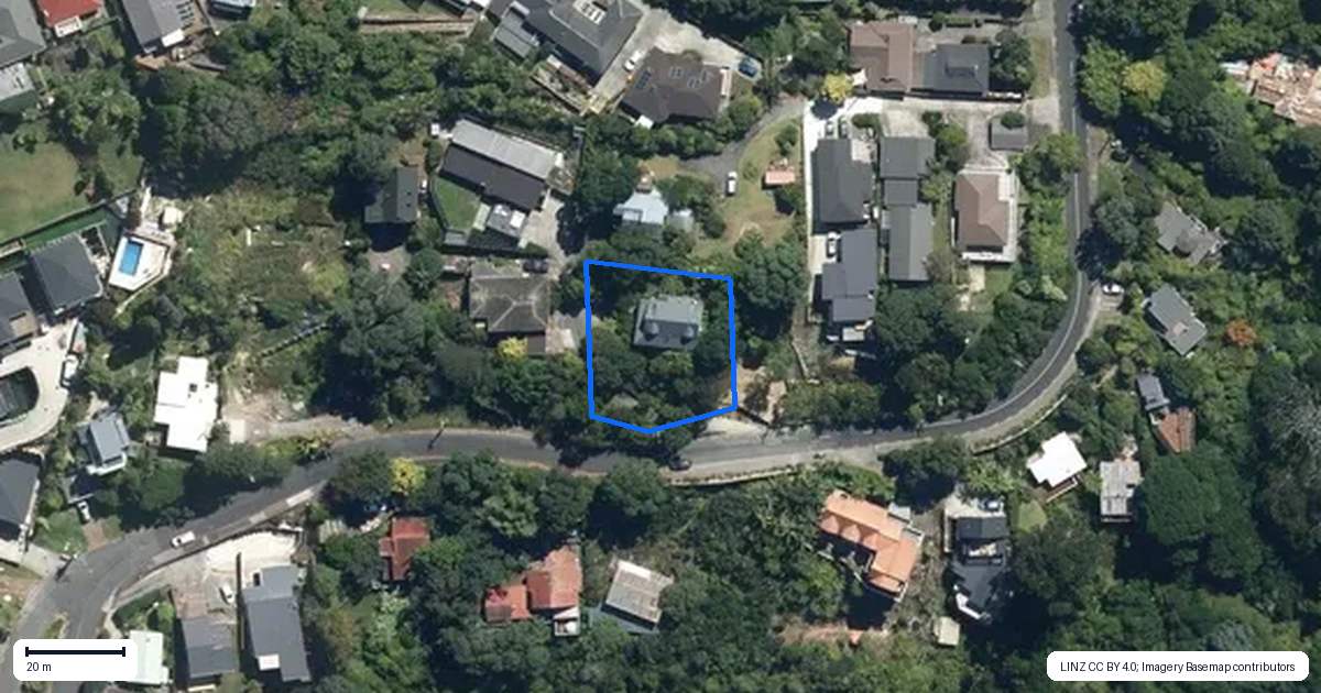 Property context map for 37 Gilletta Road, Mount Roskill, Auckland
