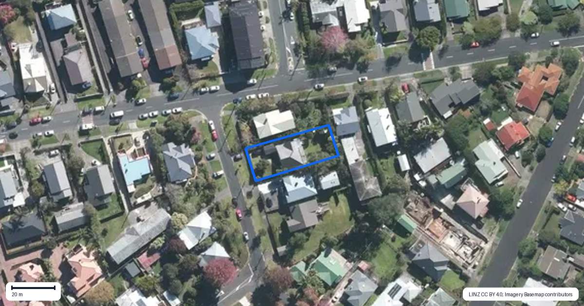 Property context map for 4 Lloyd Avenue, Mount Albert, Auckland