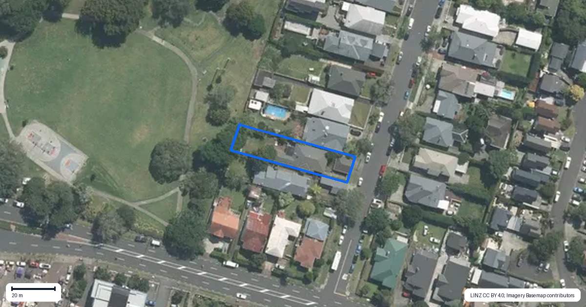 Property context map for 2A Tenterden Avenue, Mount Eden, Auckland