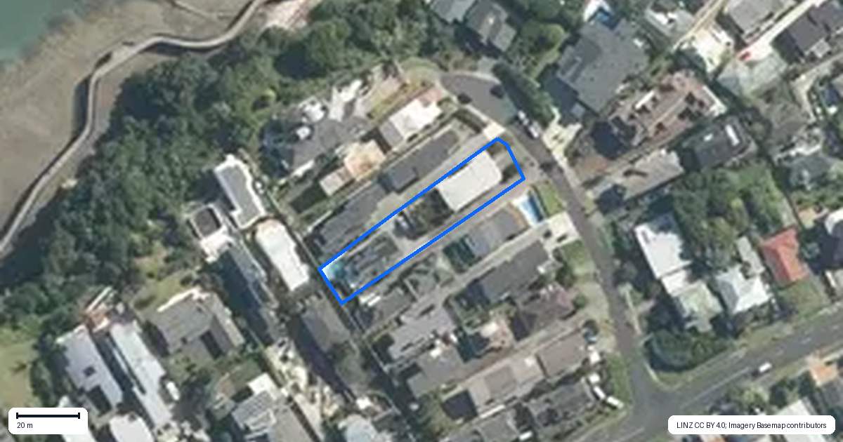 Property context map for 10A Te Akau Crescent, Bucklands Beach, Auckland