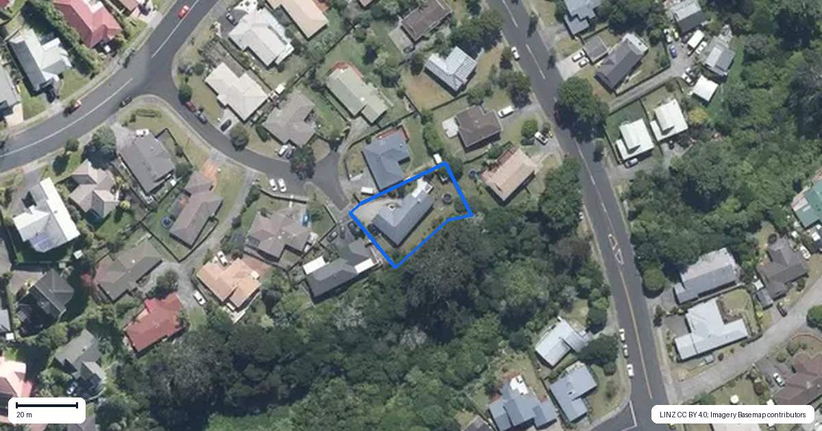 Property context map for 10 Owl Court, Unsworth Heights, Auckland