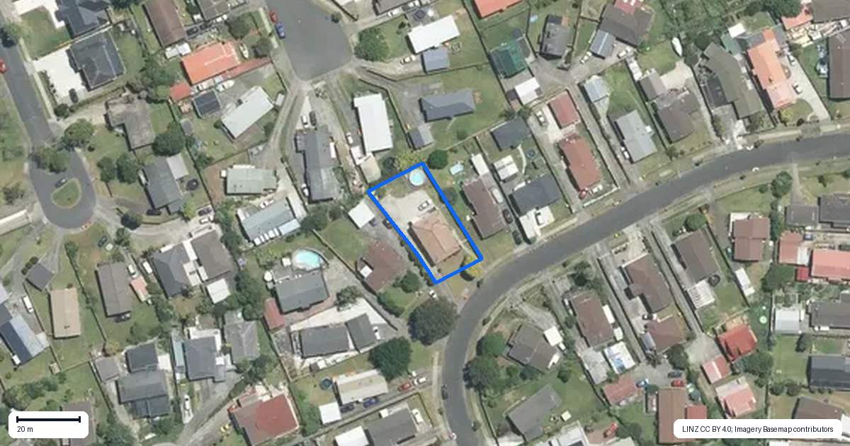 Property context map for 21 Greenstone Place, Clover Park, Auckland