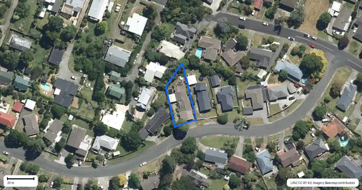 Property context map for 11 Lemnos Place, Titirangi, Auckland