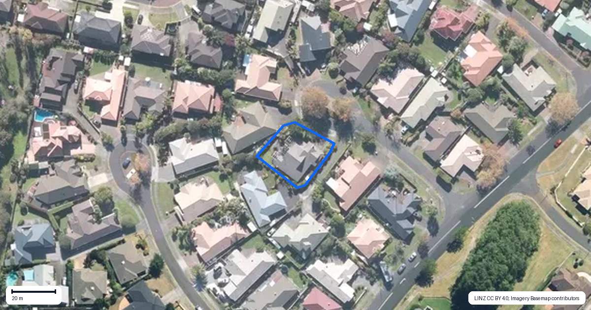 Property context map for 12 Braystones Place, Northpark, Auckland