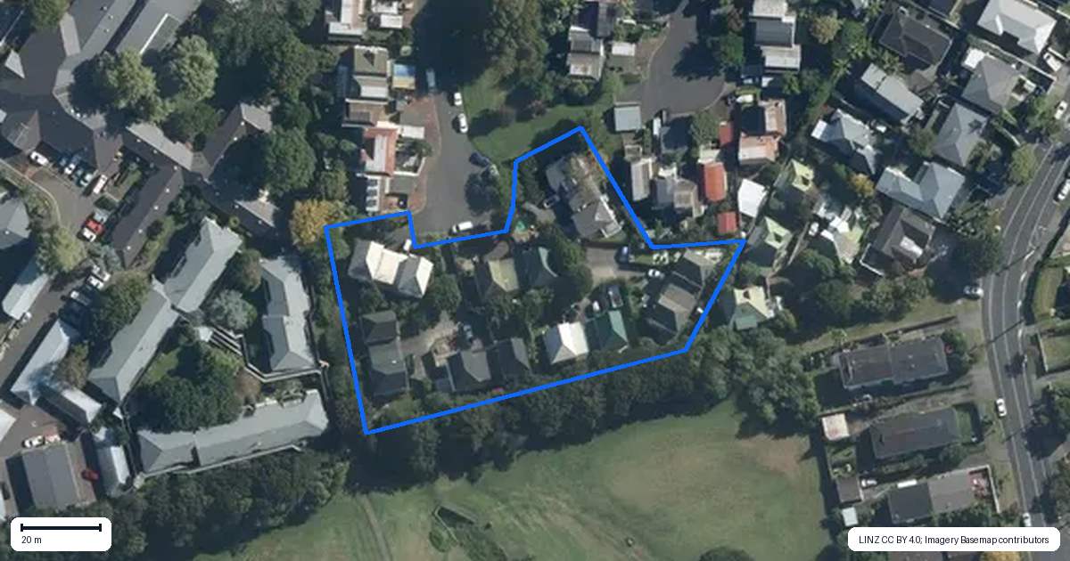 Property context map for 107 Maungarei Road, Remuera, Auckland