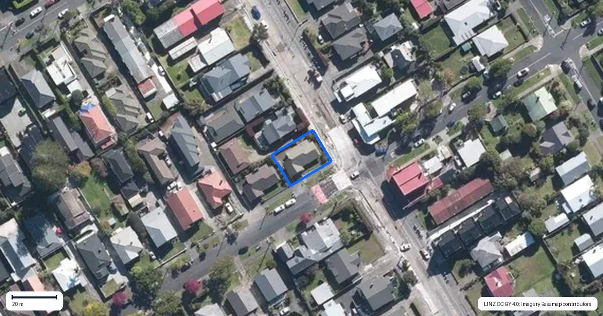 Property context map for 1 Formby Avenue, Point Chevalier, Auckland