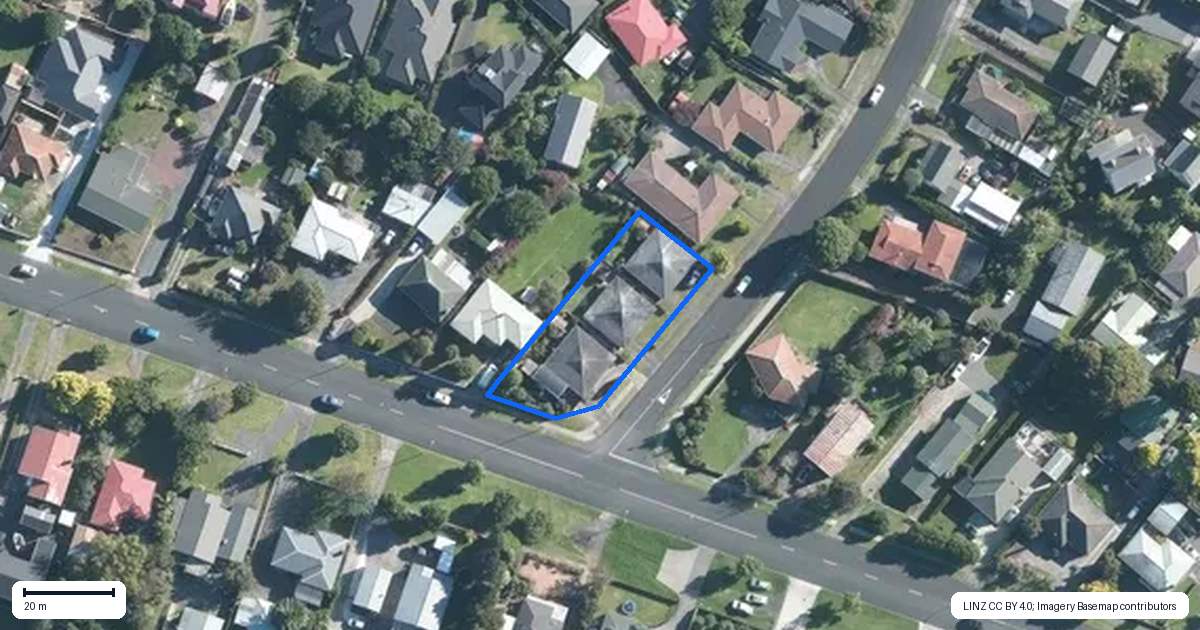 Property context map for 2B Edgewater Parade, Waiuku