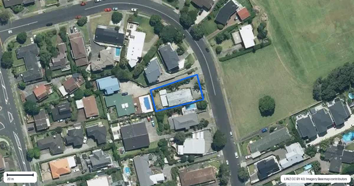 Property context map for 16 McCrystal Avenue, Bucklands Beach, Auckland
