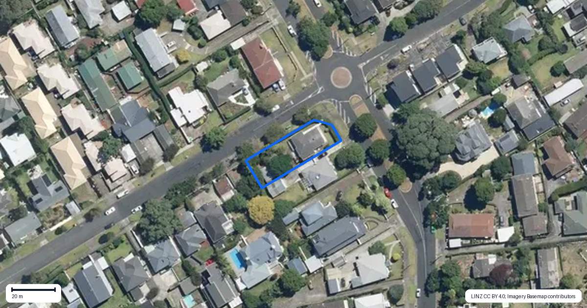 Property context map for 56 Moana Avenue, Onehunga, Auckland