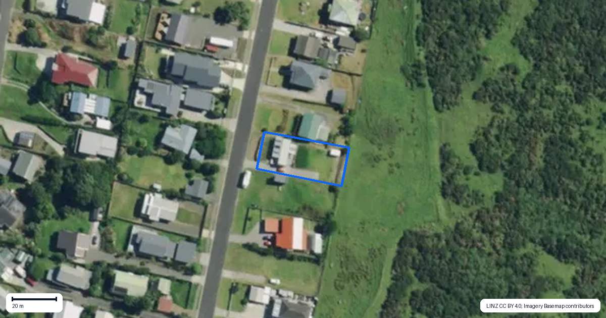 Property context map for 35 Taumatawiwi Street, Opononi