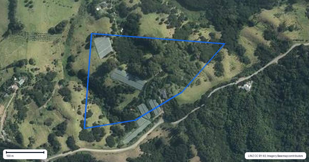 Property context map for 31 Cowes Bay Road, Waiheke Island