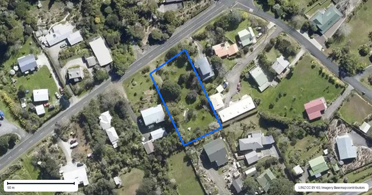 Property context map for 24 Beach Road, Mangonui
