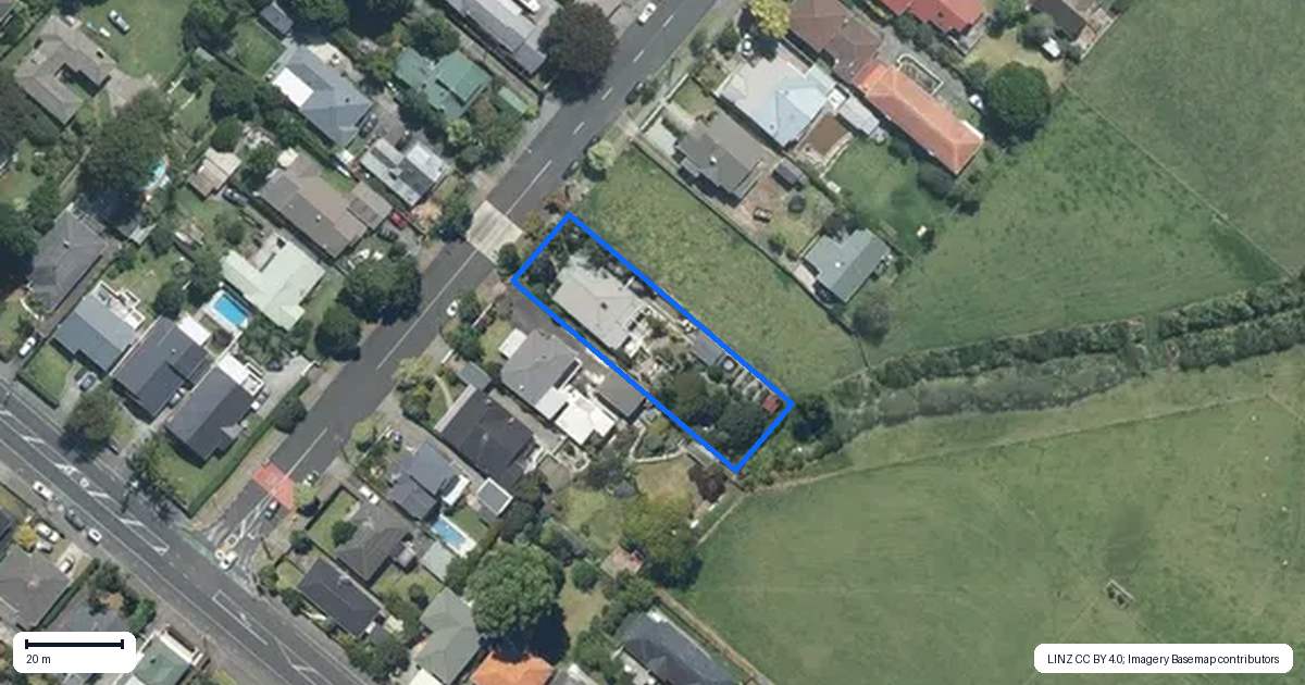 Property context map for 72 Alberton Avenue, Mount Albert, Auckland