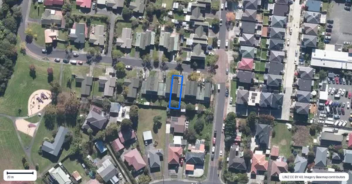 Property context map for 57 Kona Crescent, Henderson, Auckland