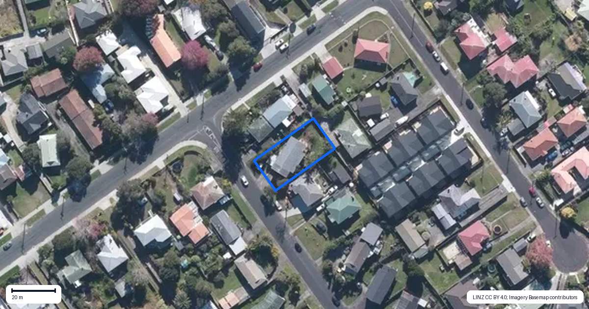 Property context map for 50 Glynnbrooke Street, Te Atatu South, Auckland