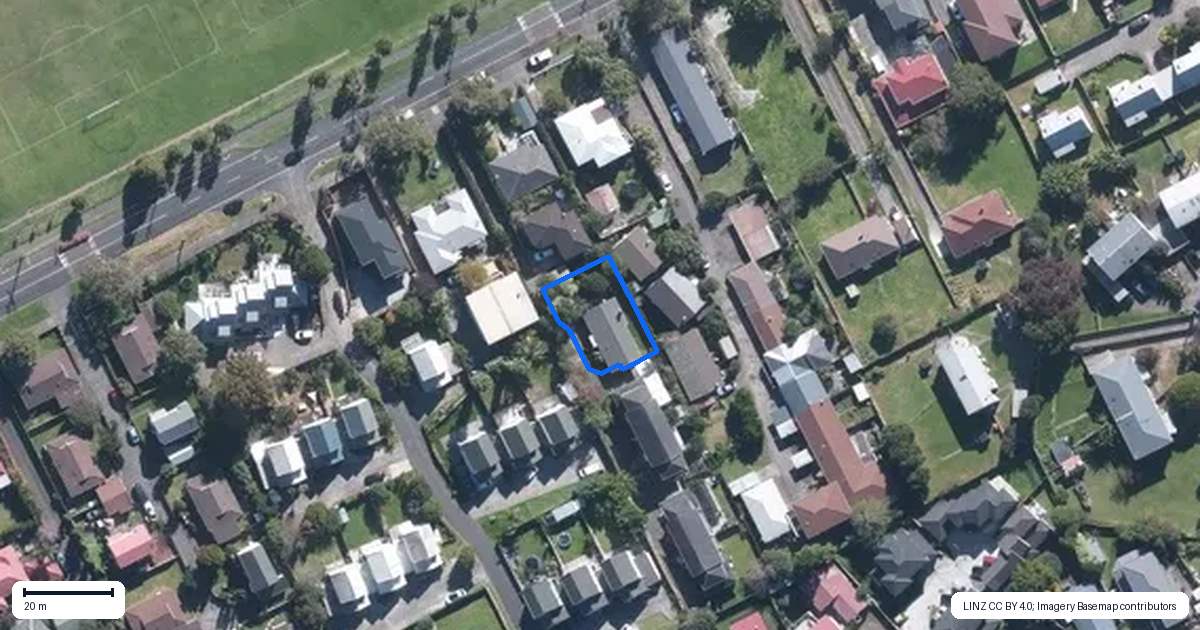 Property context map for 82A Riversdale Road, Avondale, Auckland