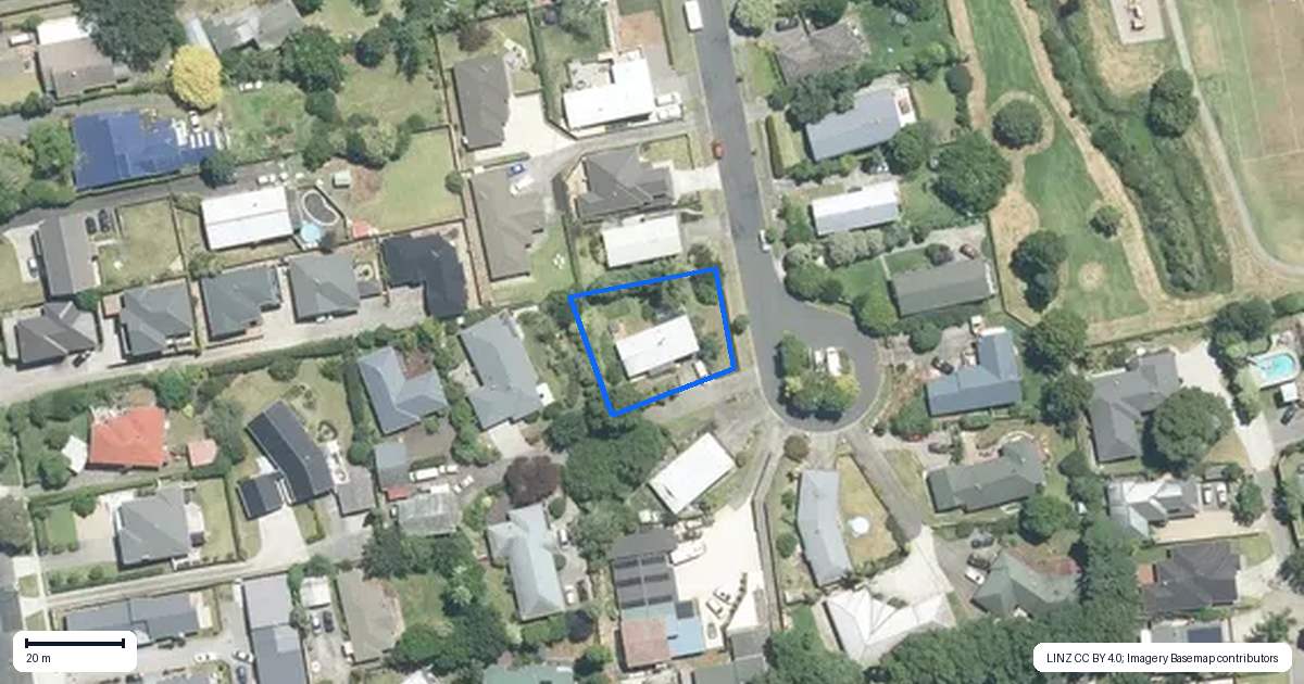 Property context map for 21 The Glade North, Pukekohe