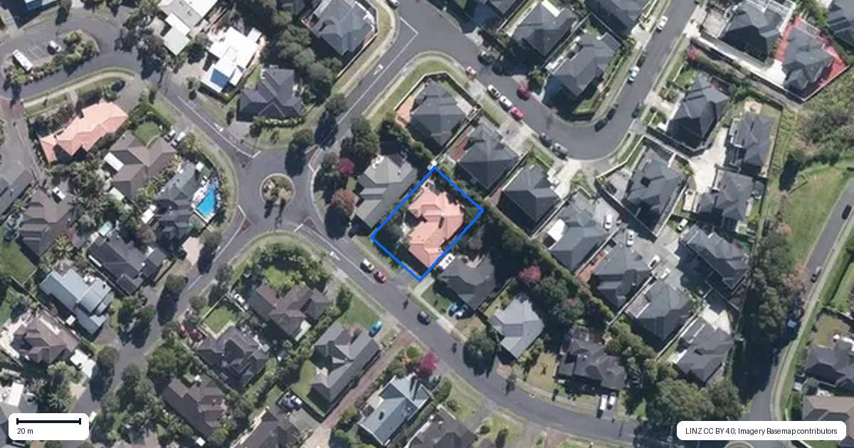 Property context map for 11 Pitoitoi Avenue, Greenhithe, Auckland