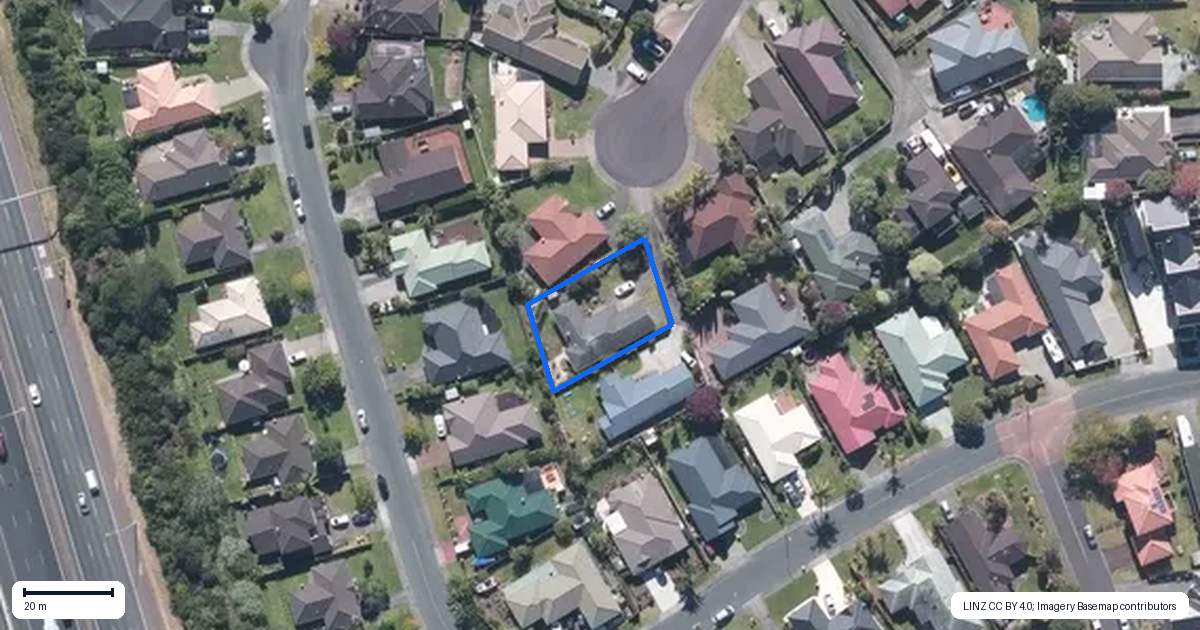 Property context map for 28 Reybert Place, Massey, Auckland